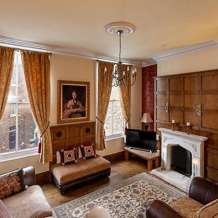 Crookback House Apartman York Kültér fotó