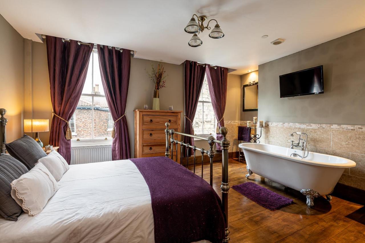 Crookback House Apartman York Kültér fotó