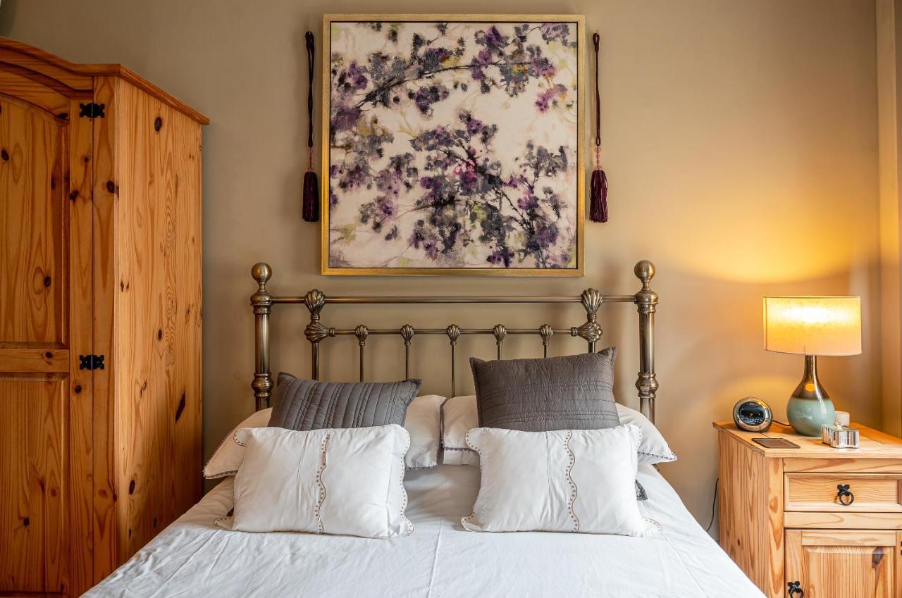 Crookback House Apartman York Kültér fotó