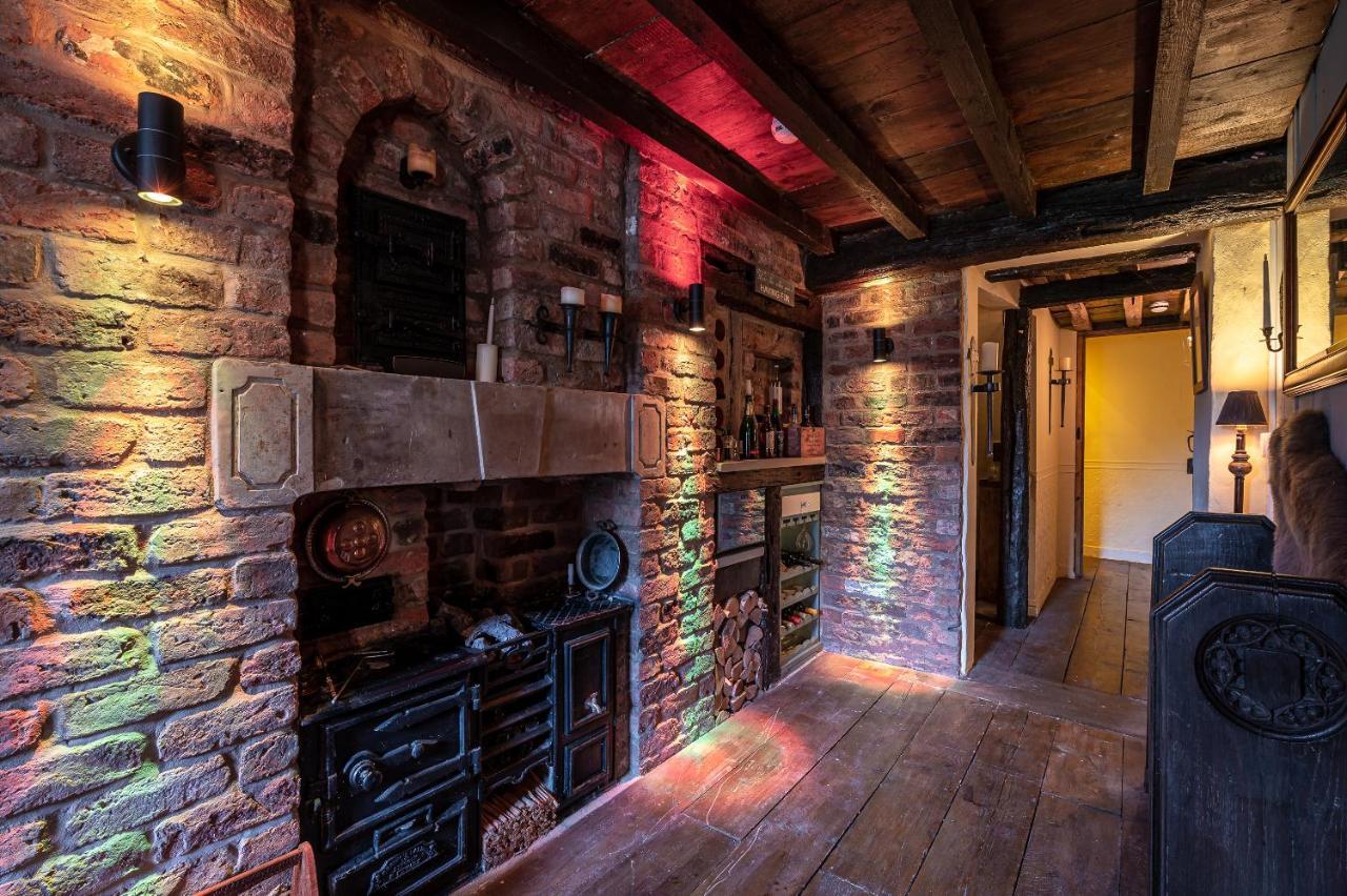 Crookback House Apartman York Kültér fotó